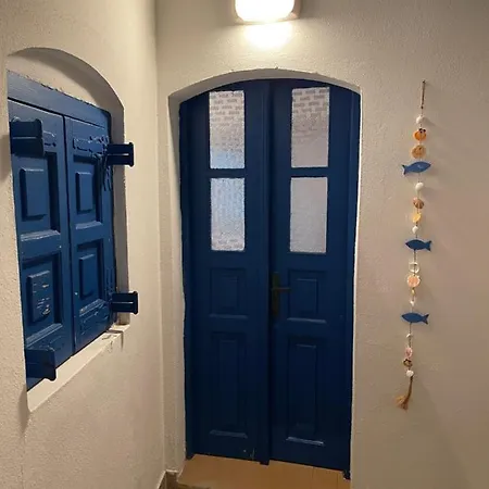 Emporios Traditional Sea View House *