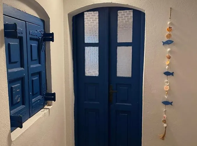 Emporios Traditional Sea View House *