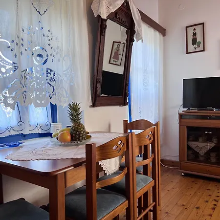 Emporios Traditional Sea View House *