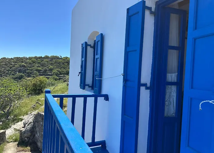 Emporios Traditional Sea View House Case de vacanță *